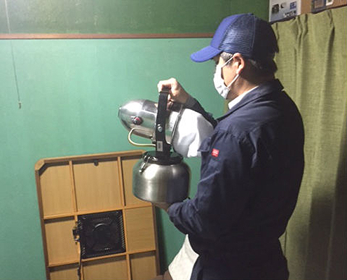 害虫や悪臭はプロによる早急な対処が必要